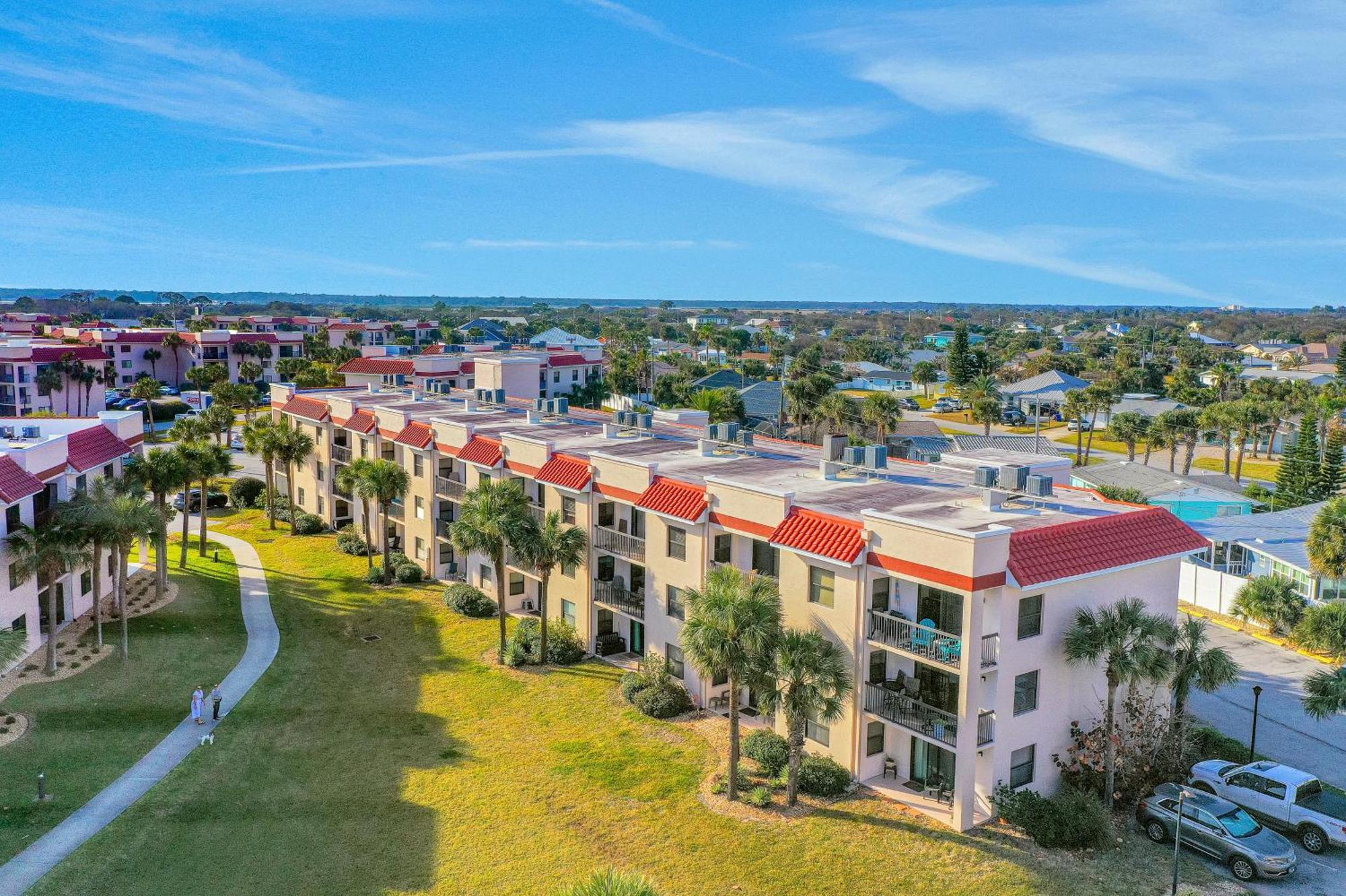 Ocean Village Club Butler Beach Номер фото